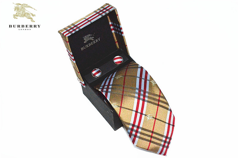 Cravatta Burberry Per Uomo Modello 47